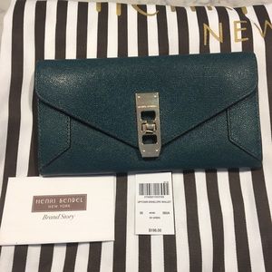 Henri Bendel uptown envelope wallet